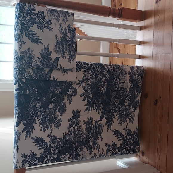 Pottery Barn Bedding Pottery Barn Matine Toile Navywhite Duvet 3 Euro Shams King Size Poshmark